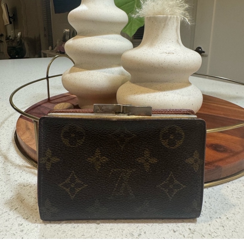 Louis Vuitton Brown Monogram Vintage Wallet Kiss lock SD0050 - Picture 2 of 7